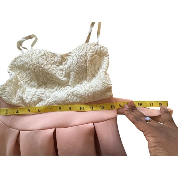 White Lace & Pink Pleated Sleeveless Dress Back Tie Raw Hem By Olive Tree Sz S - Picture 7 of 9